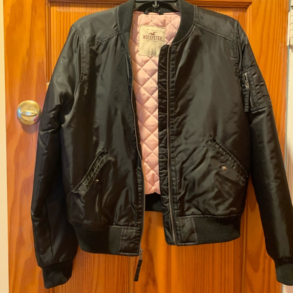 Hollister black bomber jacket - Picture 2 of 3